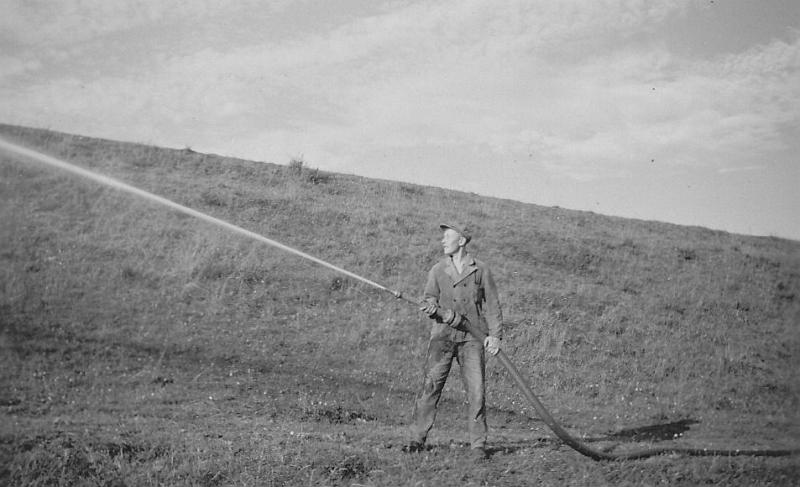 Personalia-Ritthem-1009.jpg - Oefening branweer Ritthem spuitgast Willem Cevaal