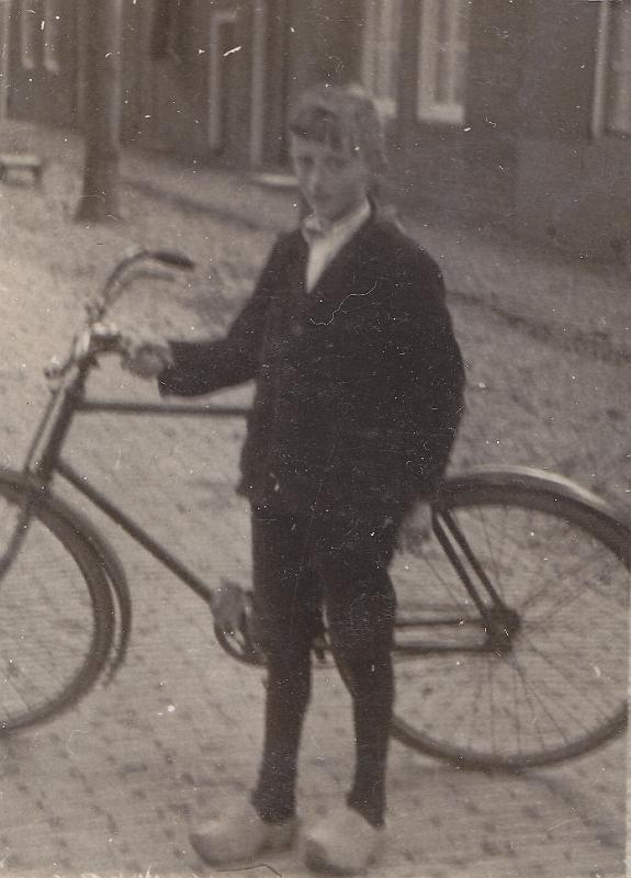 Personalia-Ritthem-1031.jpg - Joost  Joziasse in de Dorpstraat