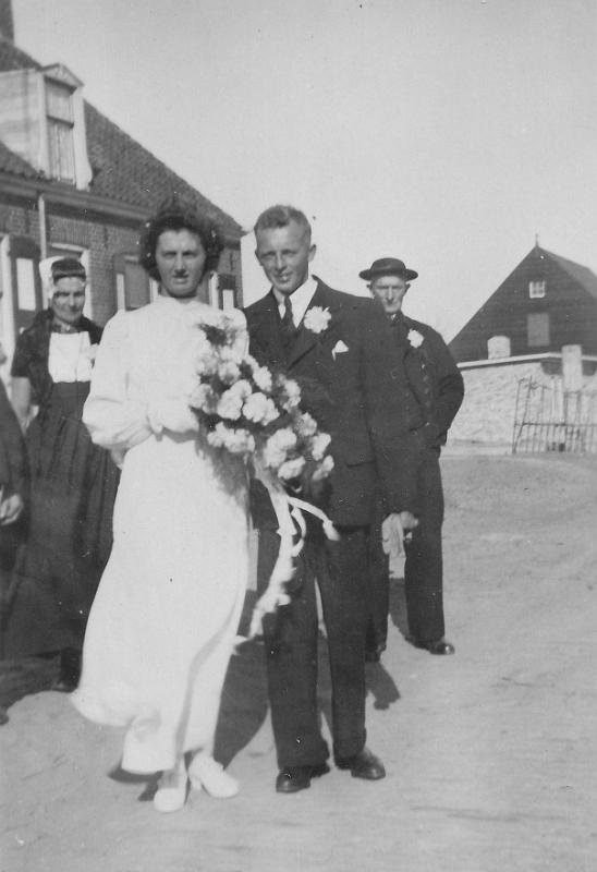 Personalia-Ritthem-1151.jpg - Jane Cevaal-de visser Tine Cevaal Iz. Ovaa Piet Ovaa