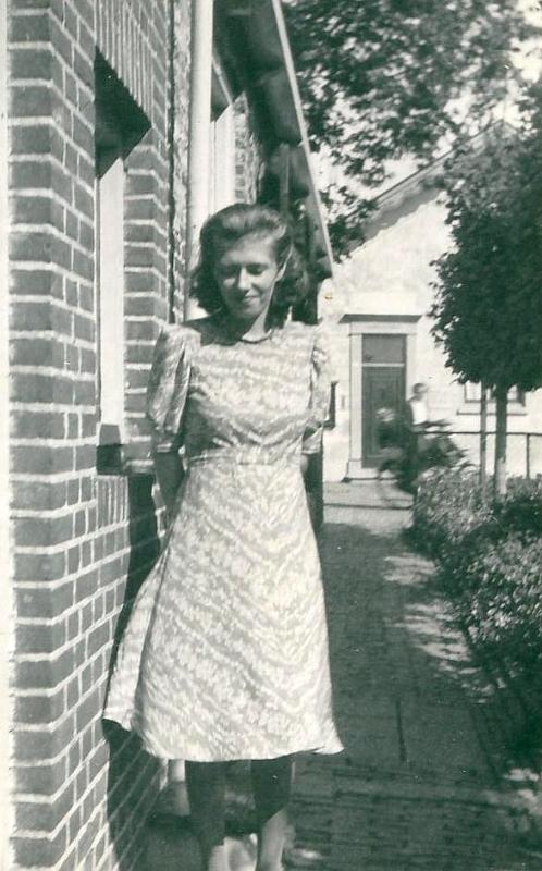 Personalia-Ritthem-266.JPG - stien de visser voor postkantoor