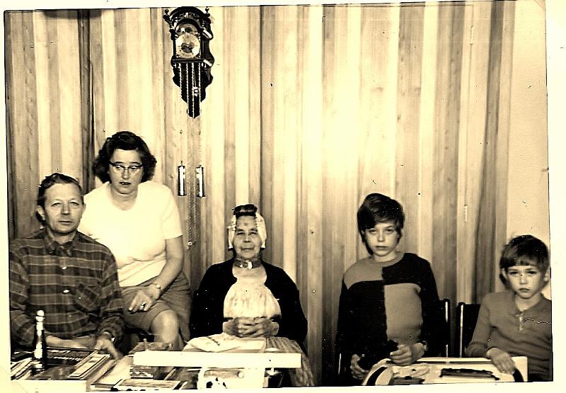 Personalia-Ritthem-2120.jpg - Ko en Tine Oste oma Oste en Kees en Hans Oste