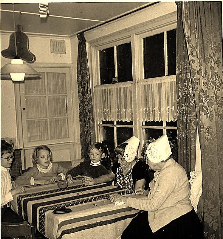 Personalia-Ritthem-2214.jpg - Joke Joziasse Marike Roelse Kees Oste Ma vd Broeke-de Rijcke Nee Koppejan-de Rijcke